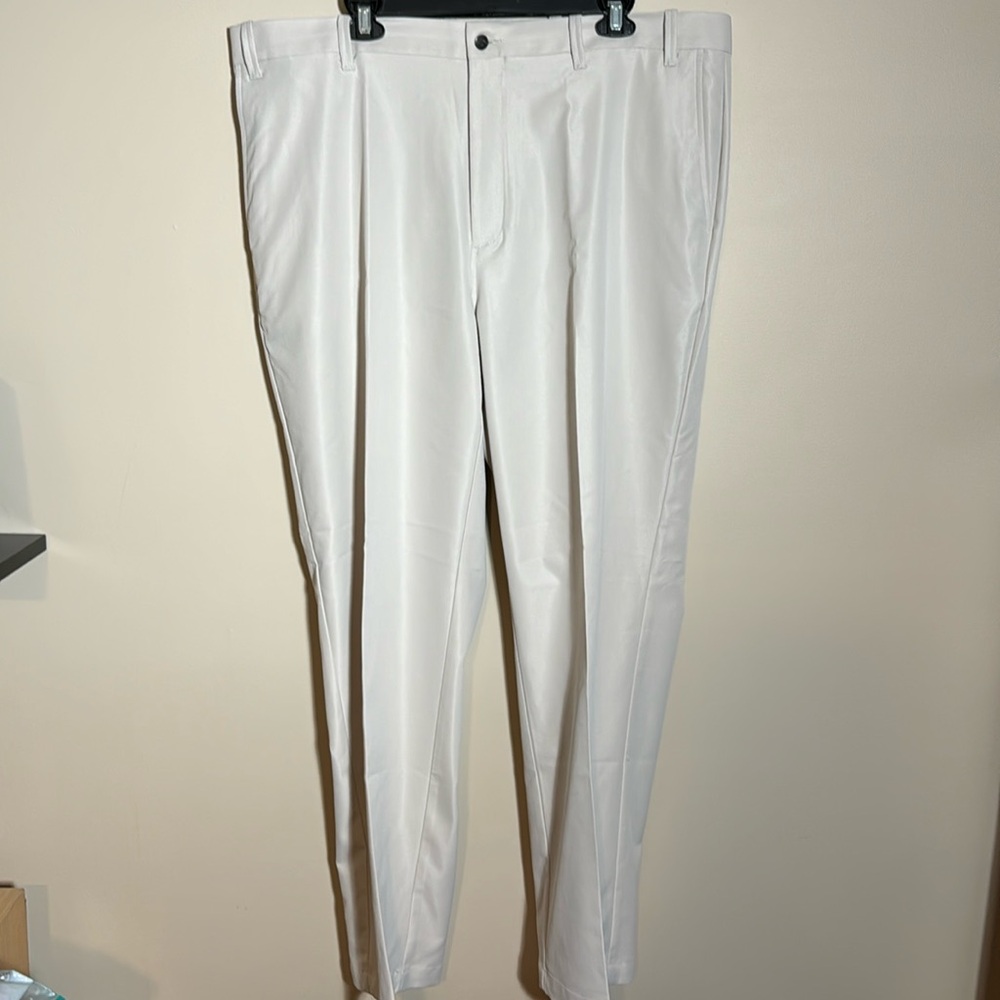 Callaway golf pants. Great for office and business casual. Worn once. Great cond